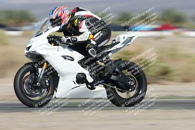 media/Oct-30-2025-Racers Edge (Thu) [[dabbdaf680]]/2-A Group/Session 2 Turn 14 Exit/